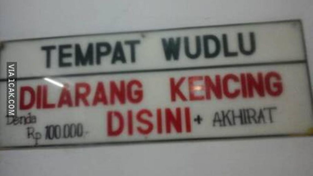 15 Pemberitahuan dilarang buang air kecil sembarang ini kocak abis