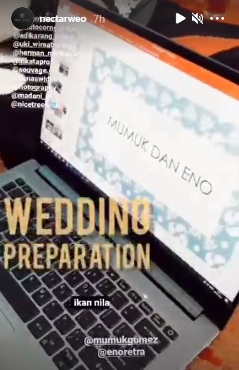 10 Momen Mumuk Gomez dilamar kekasih, bikin baper