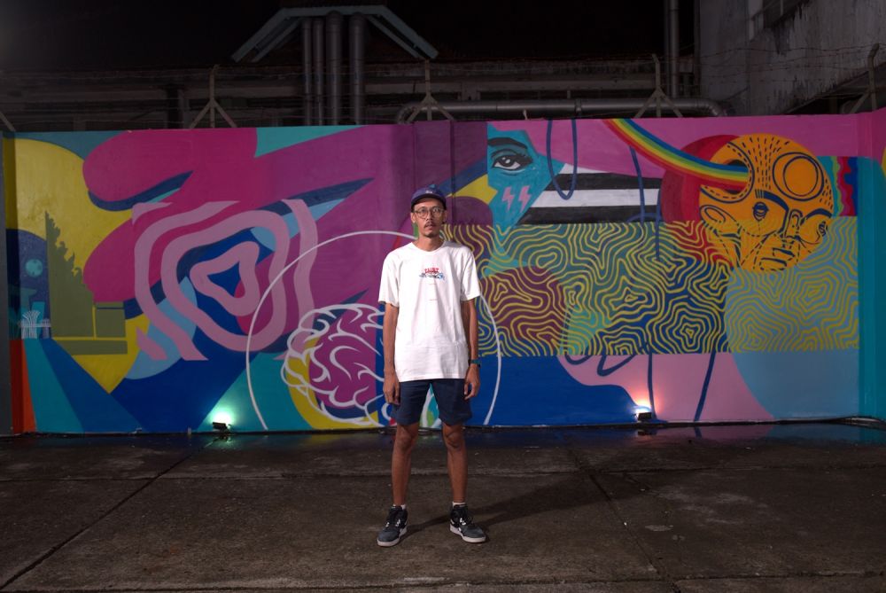 Dua seniman ini bikin mural lintas negara, karya mereka bak puzzle