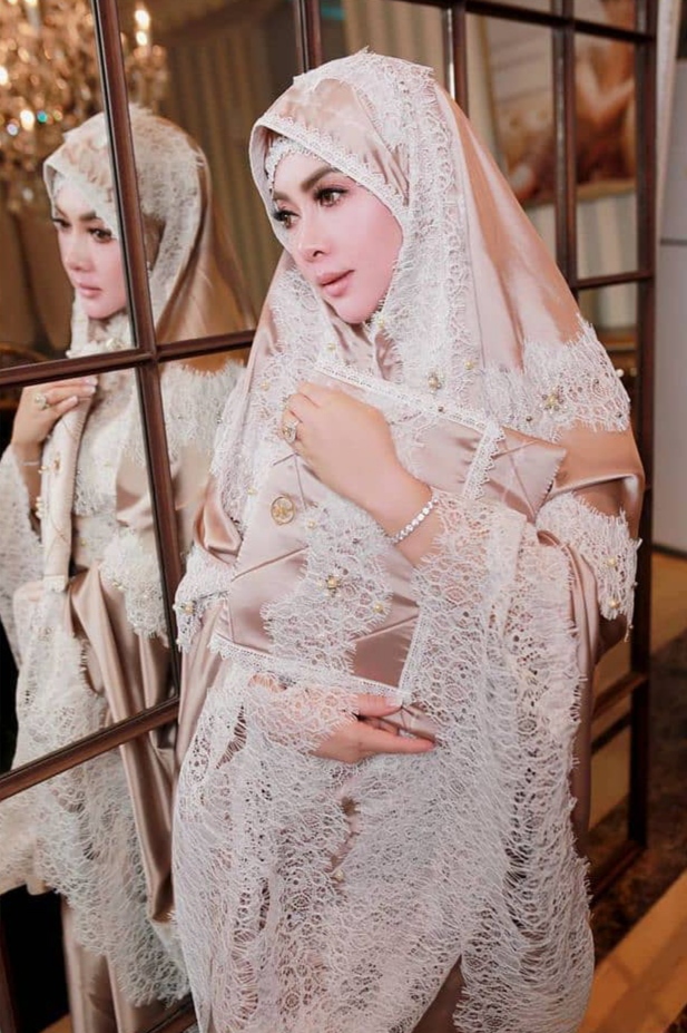 Intip bisnis mukena 8 seleb Tanah Air di bulan Ramadan 2021