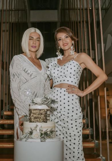 10 Momen perayaan ultah ke-41 Farah Quinn, dipuji awet muda