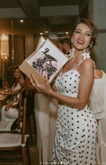 10 Momen perayaan ultah ke-41 Farah Quinn, dipuji awet muda