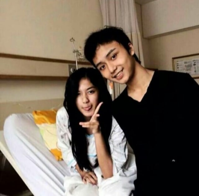 7 Pria pernah dekat dengan Ochi Rosdiana sebelum dilamar kekasih