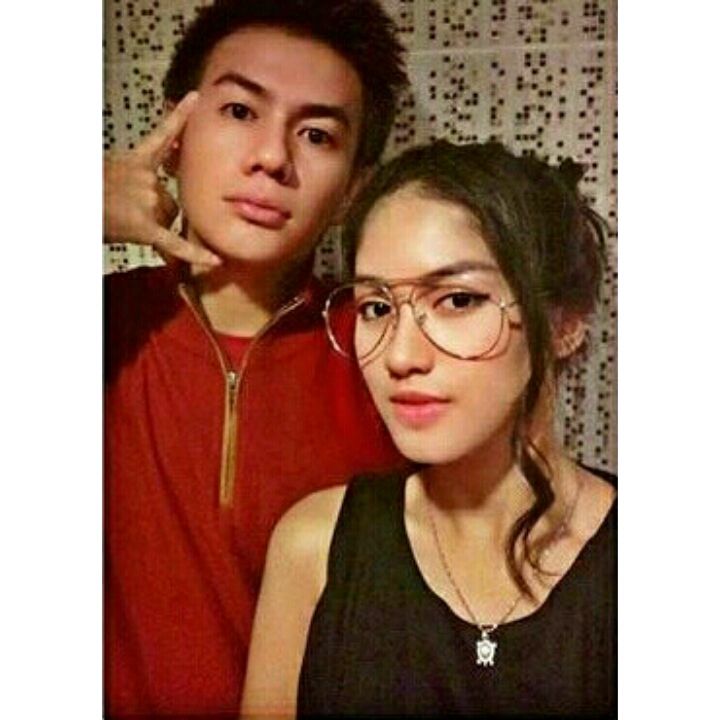 7 Pria pernah dekat dengan Ochi Rosdiana sebelum dilamar kekasih