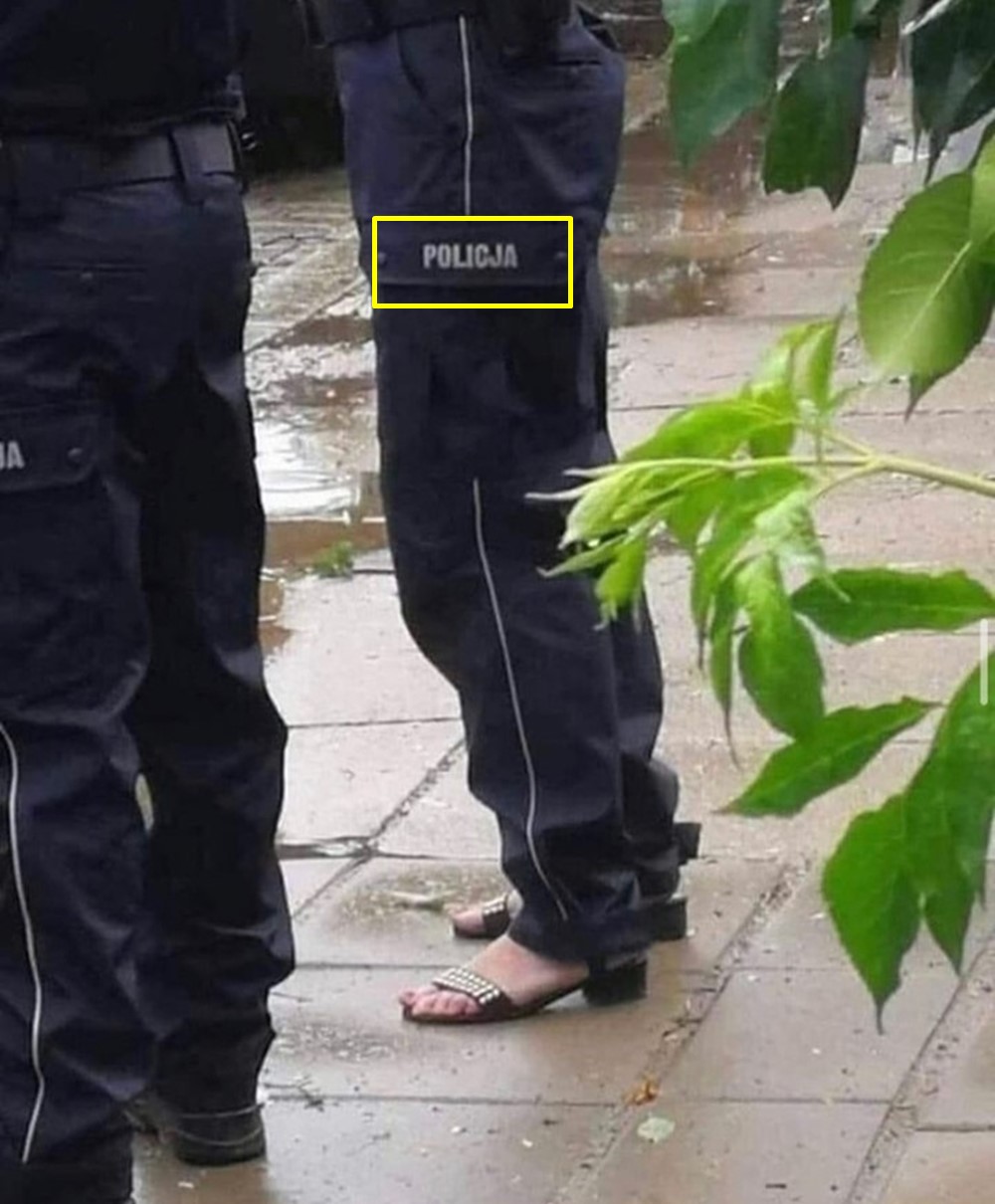 10 Penampakan nggak biasa fashion item cowok ini kocak abis