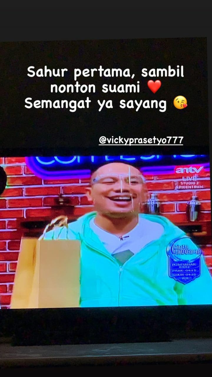 Momen 8 seleb jalani puasa Ramadan 2021 pertama sebagai suami istri