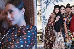 Gaya 11 seleb di acara brand fashion dunia, Nagita di Louis Vuitton