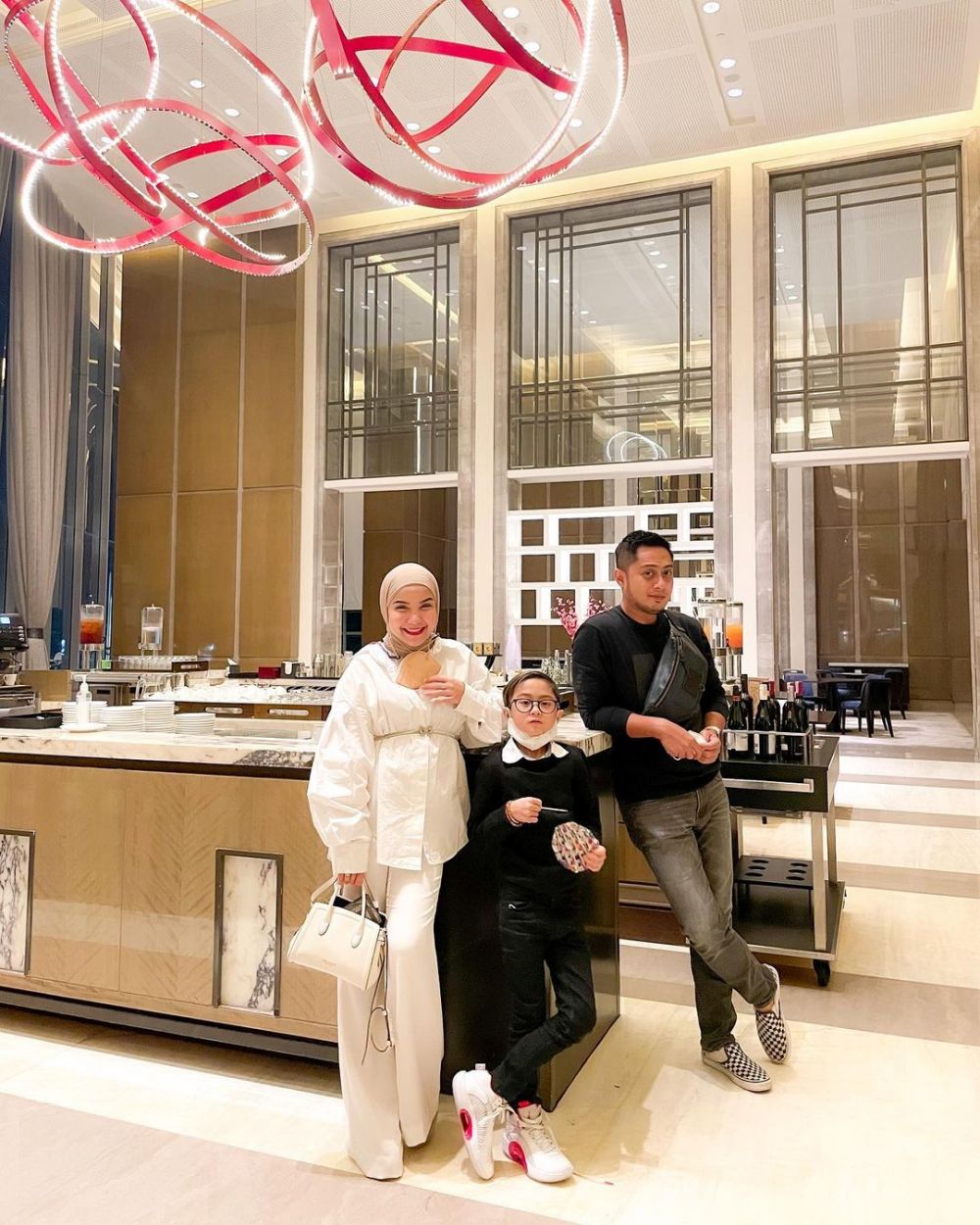 11 Tahun menikah, ini momen mesra Tasya Nurmedina dan Ferry Ardiansyah