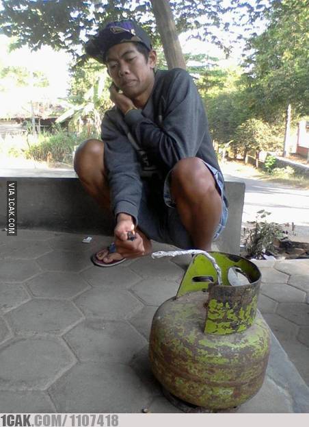 11 Potret lucu petasan ala warga Indonesia ini nyeleneh abis