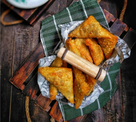 resep samosa berbuka puasa © 2021 brilio.net resep samosa berbuka puasa © 2021 brilio.net