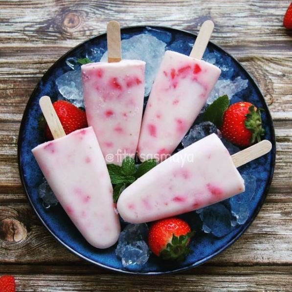 7 Resep kreasi es krim untuk buka puasa, segar dan praktis