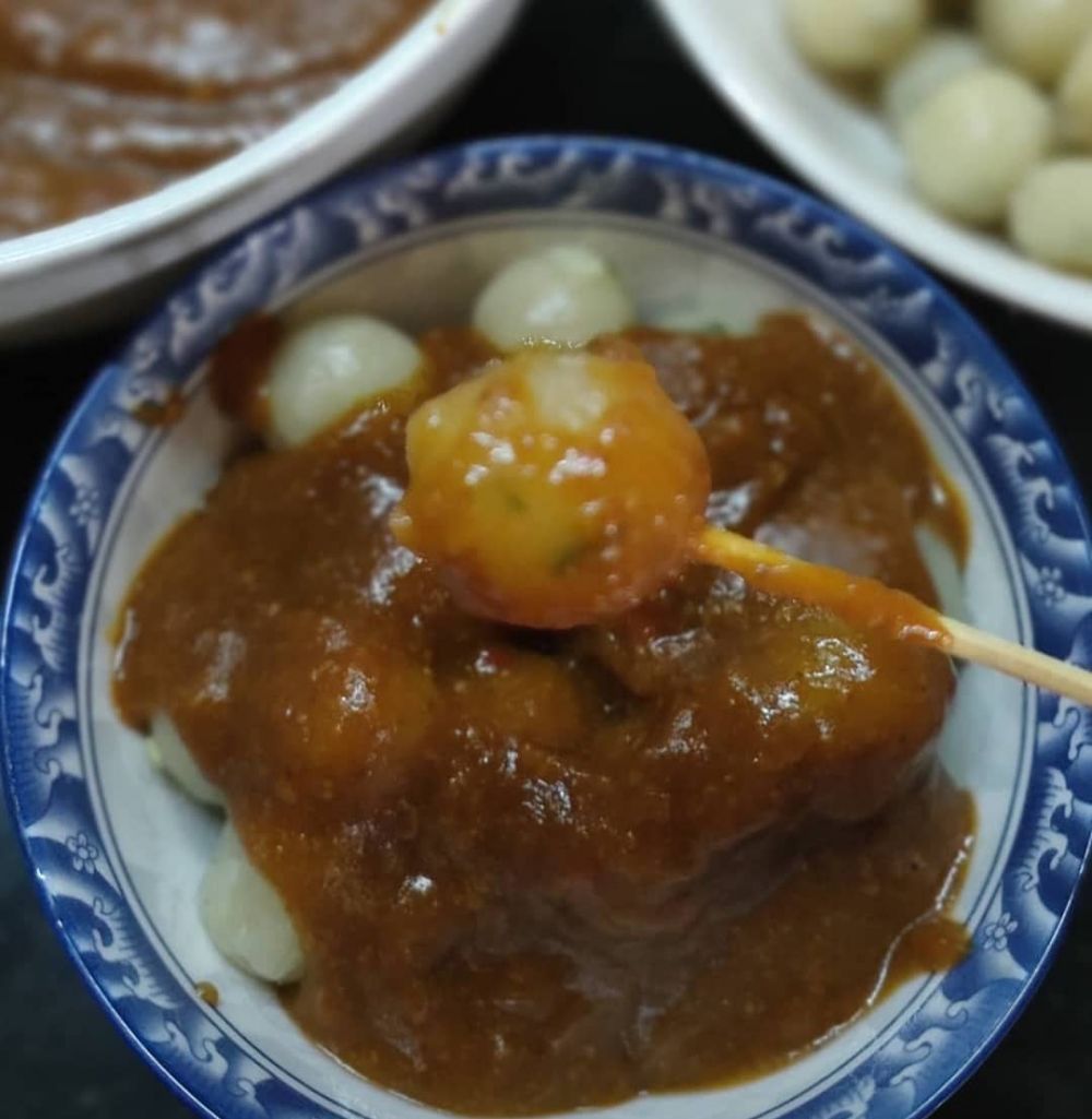 8 Street food tradisional ini eksis hingga kini, ada favoritmu?