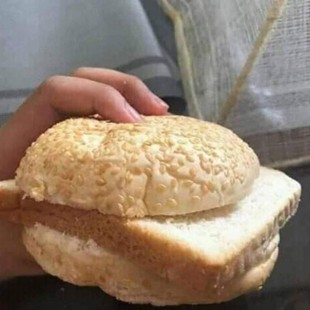 15 Potret absurd roti sandwich ini bikin tepuk jidat