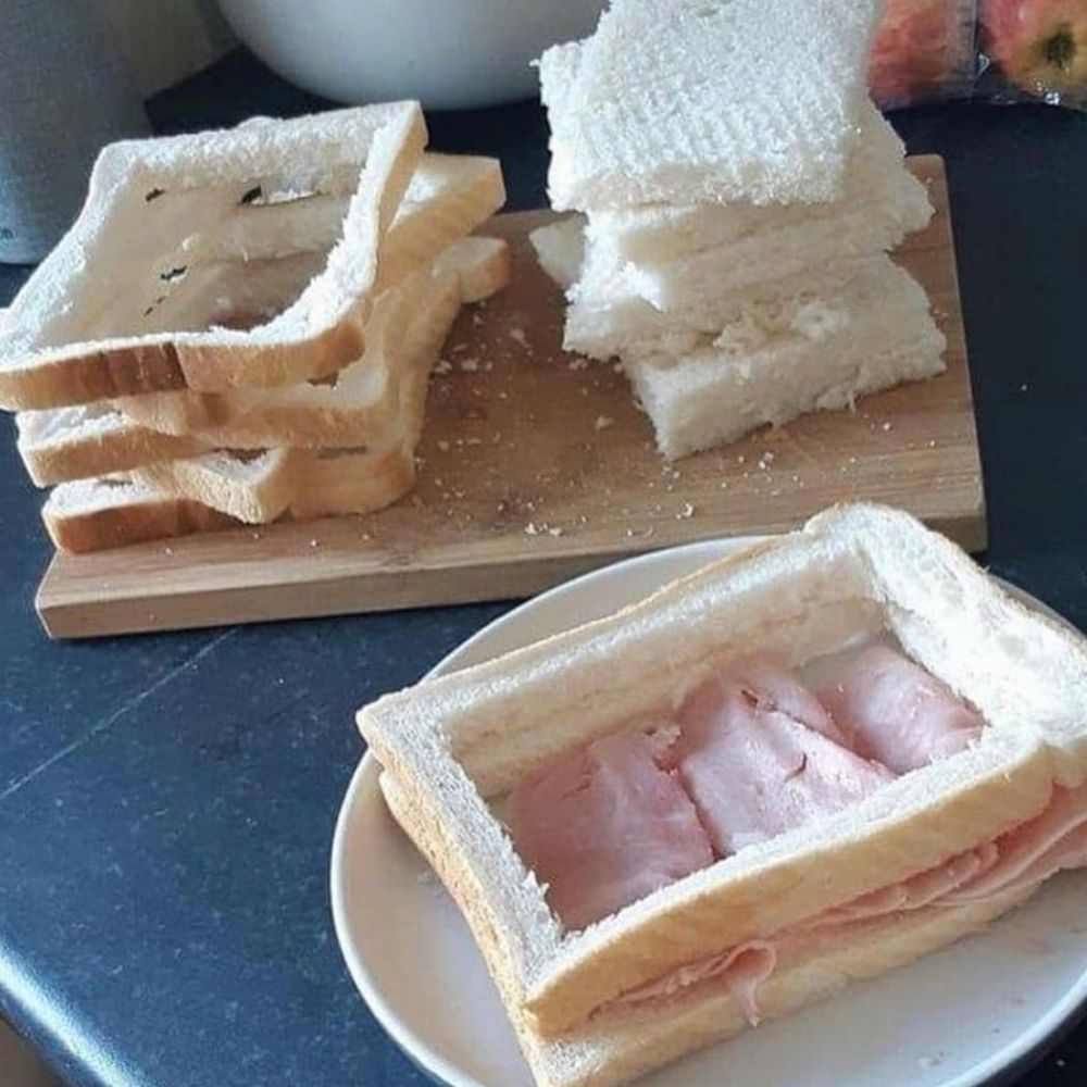 15 Potret absurd roti sandwich ini bikin tepuk jidat