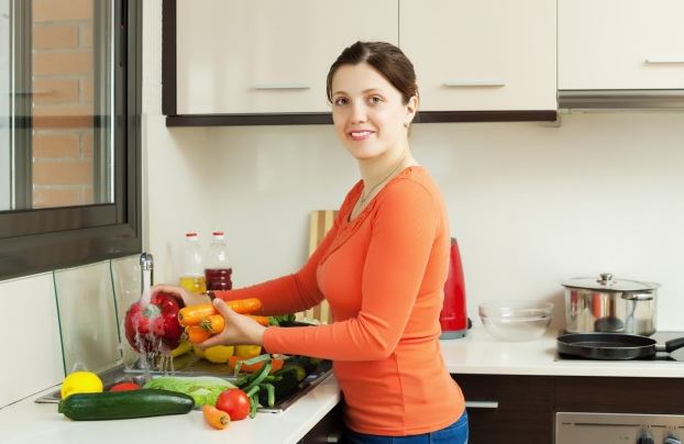 10 Cara menyimpan sayur di kulkas agar tetap segar