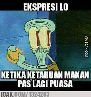 15 Meme lucu batal puasa ini bikin cekikikan pas ngabuburit