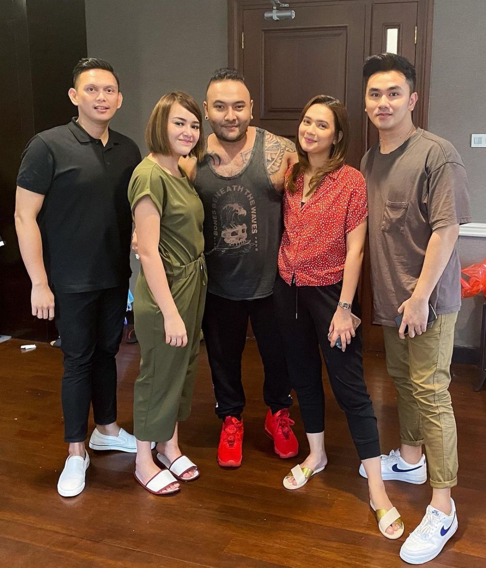 7 Potret kedekatan Amanda Manopo dan Dikin Tamsa, didoakan berjodoh