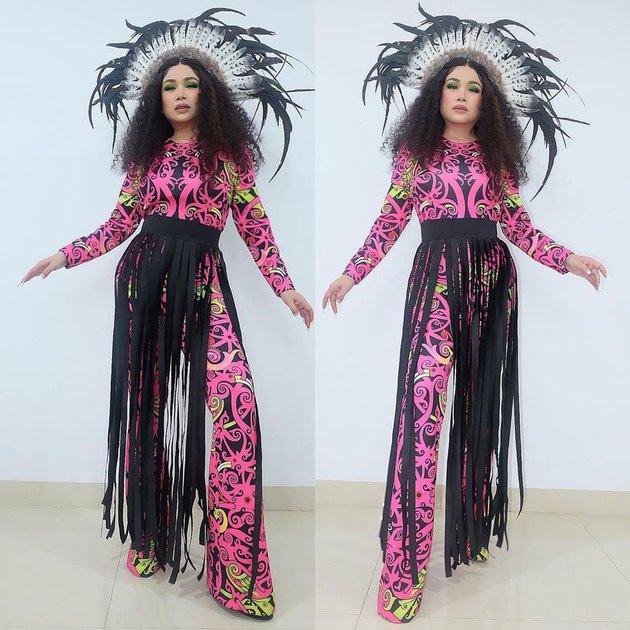 10 Potret terbaru Titi DJ, makin langsing di usia 54 tahun