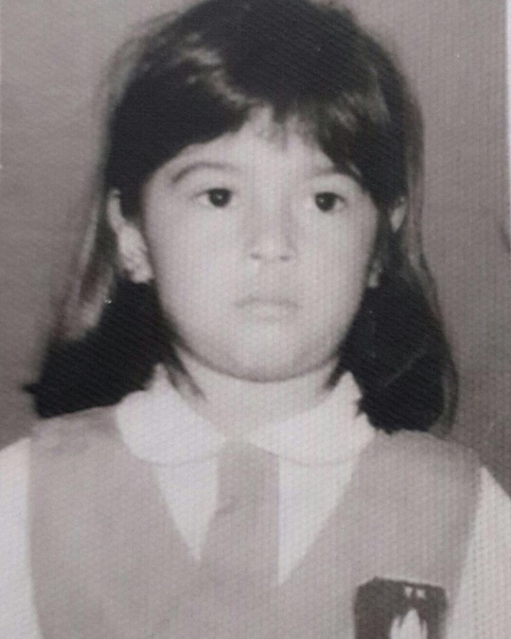 Potret lawas 8 seleb cantik saat TK, gaya rambutnya ikonik