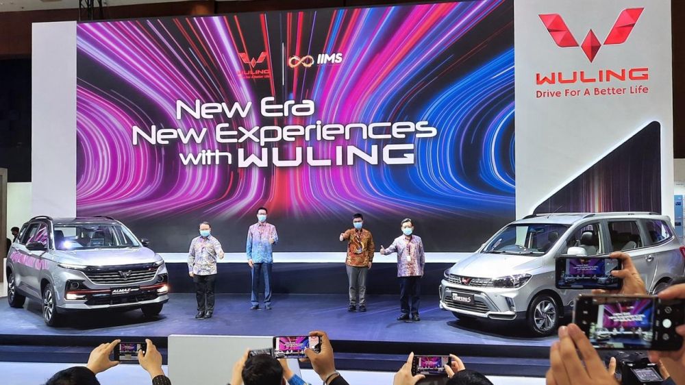 Wuling ramaikan IIMS Hybrid 2021, pengunjung bisa test drive juga lho