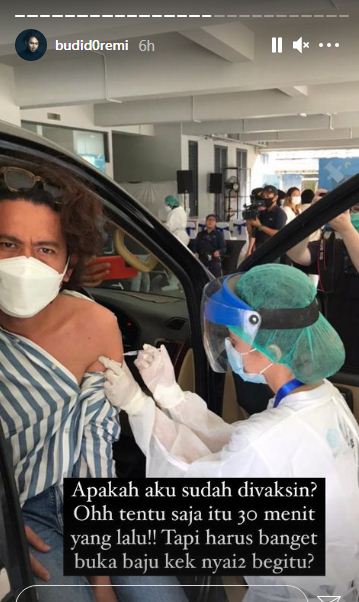 7 Gaya seleb saat suntik vaksin Covid-19, dilakukan secara drive thru