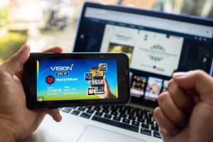 Kolaborasi Telkomsel dan Vision+, nonton konten premium di smartphone