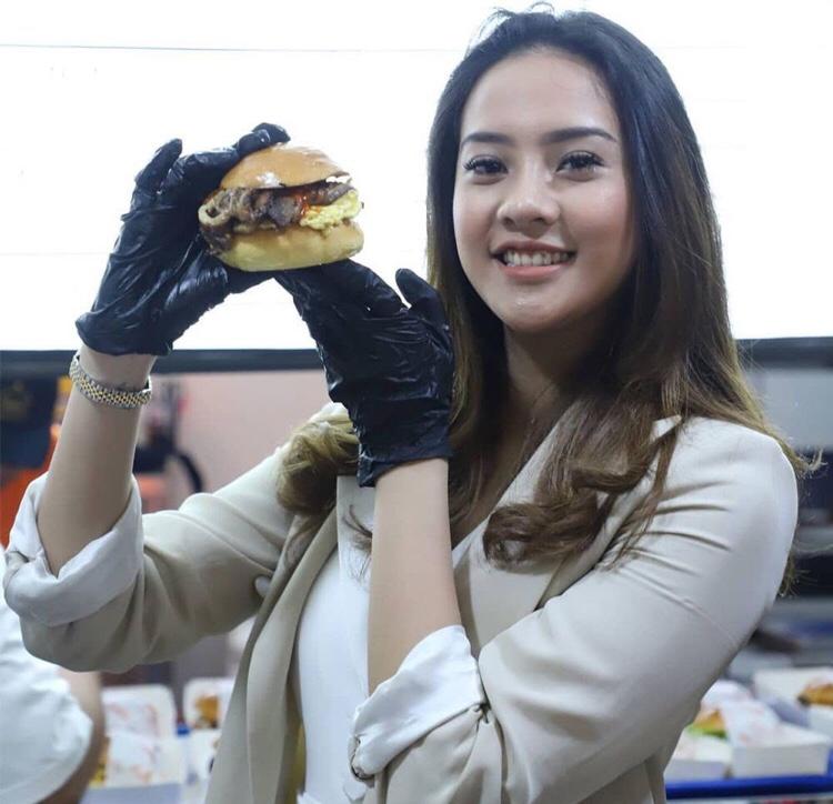 8 Sumber kekayaan Anya Geraldine, punya usaha ternak lele