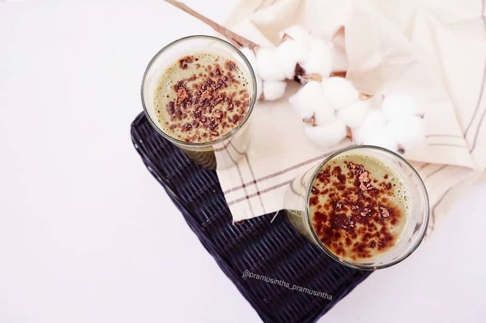 10 Resep minuman buka puasa dari alpukat, segar dan praktis