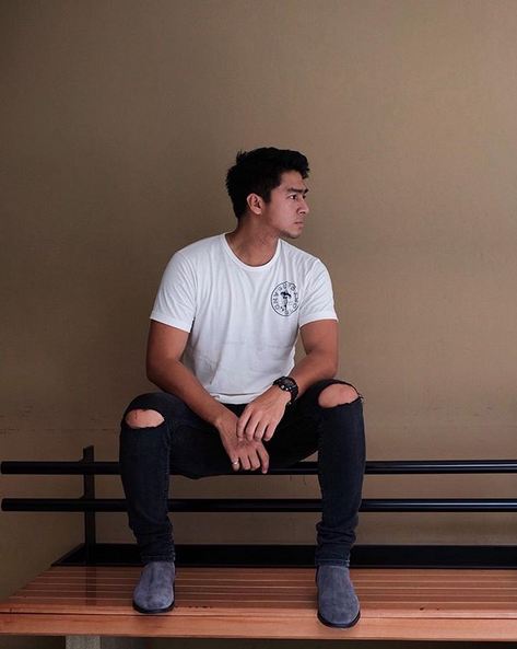 Ulang tahun ke-31, ini 15 transformasi Deva Mahenra