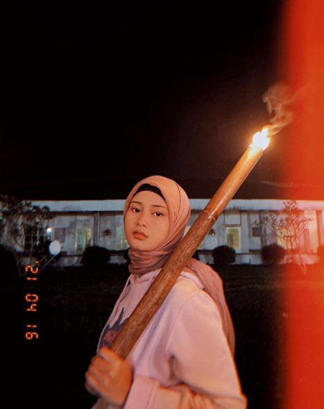 Potret 8 pemain Dari Jendela SMP pakai hijab, cantik dan anggun