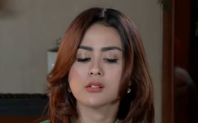 10 Transformasi Selvi Kitty, potret saat remaja curi perhatian