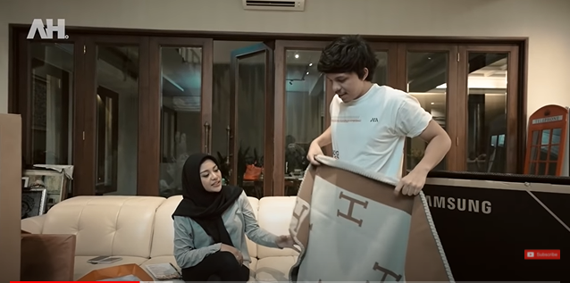 10 Momen Atta & Aurel buka kado nikah dari keluarga Krisdayanti