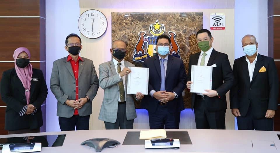 Pabrik sarung tangan kesehatan ini siap dukung pasokan untuk Indonesia