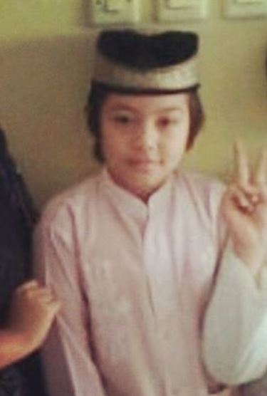 10 Potret masa kecil Angga Yunanda, rambut poninya ikonik