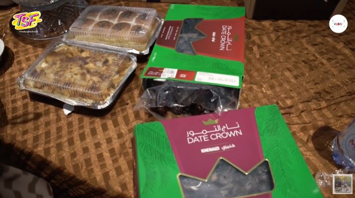 8 Potret buka puasa keluarga besar Zaskia Sungkar, menunya lengkap