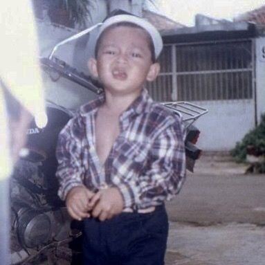 10 Potret transformasi Pamungkas, foto masa kecilnya curi perhatian