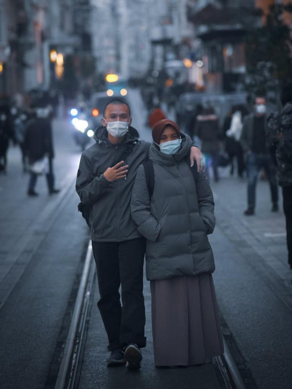 8 Momen ustaz Tanah Air tampil kompak dengan istri, pakai baju senada