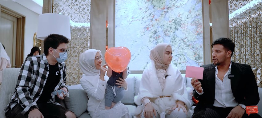 10 Momen romantis Irish Bella dapat kado mewah dari Ammar Zoni