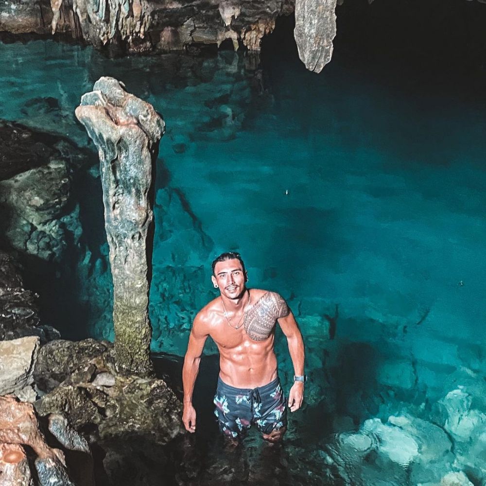 10 Potret Vincent Verhaag, teman dekat Jedar yang macho abis