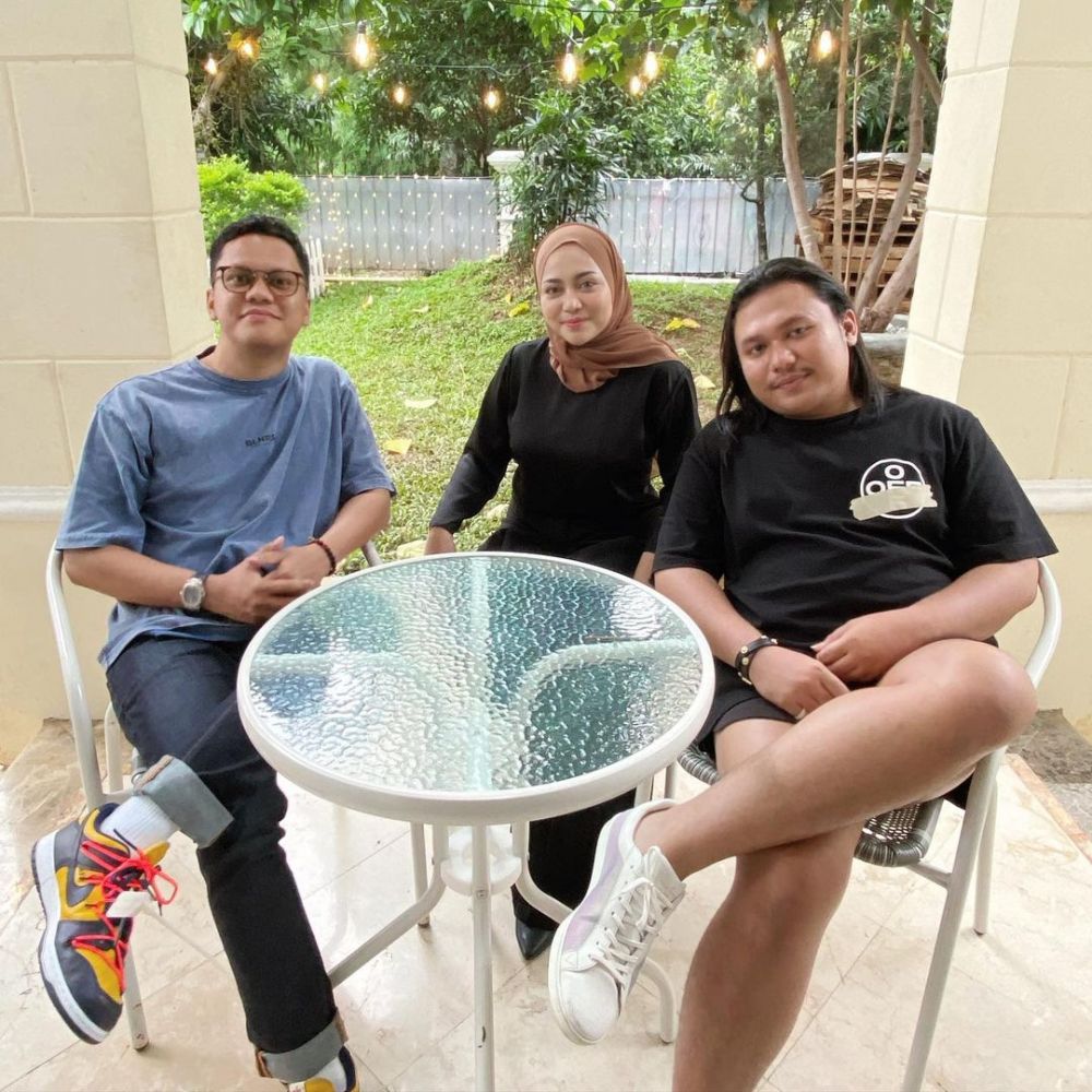 9 Potret kebersamaan Keanu dan Rachel Vennya, friendship goals banget