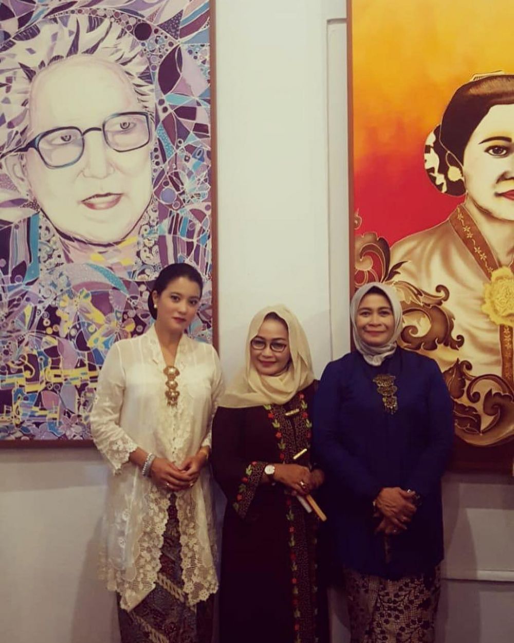 8 Potret Marcella Zalianty saat kenakan kebaya, anggun banget