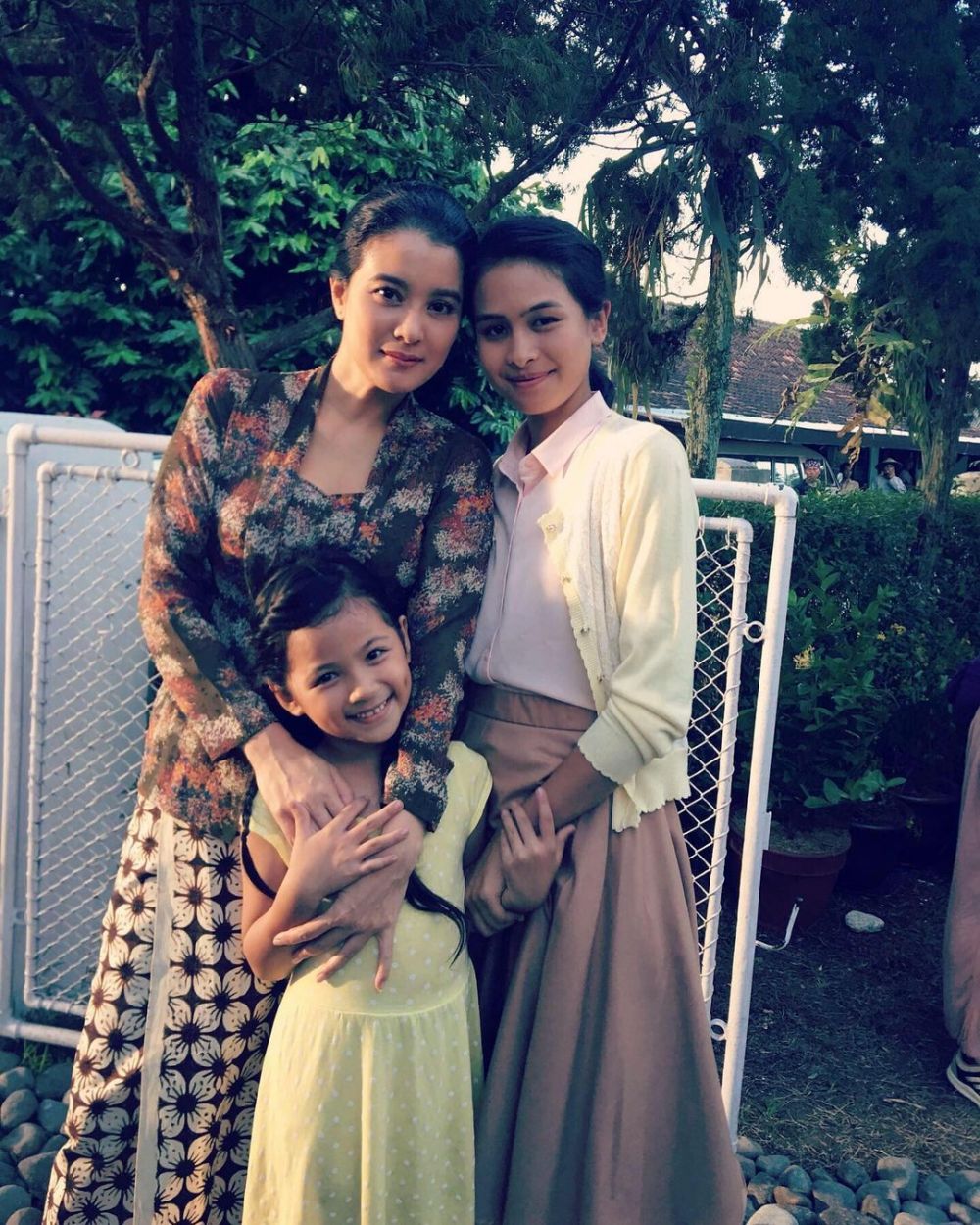 8 Potret Marcella Zalianty saat kenakan kebaya, anggun banget