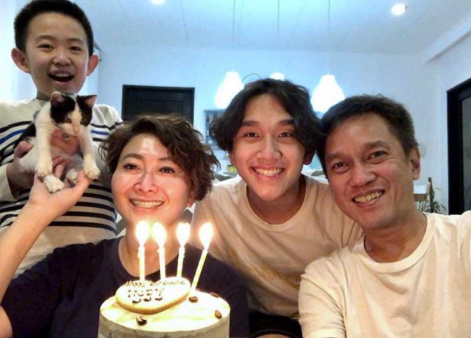 Potret hangat keluarga 10 juri Indonesian Idol, family goals