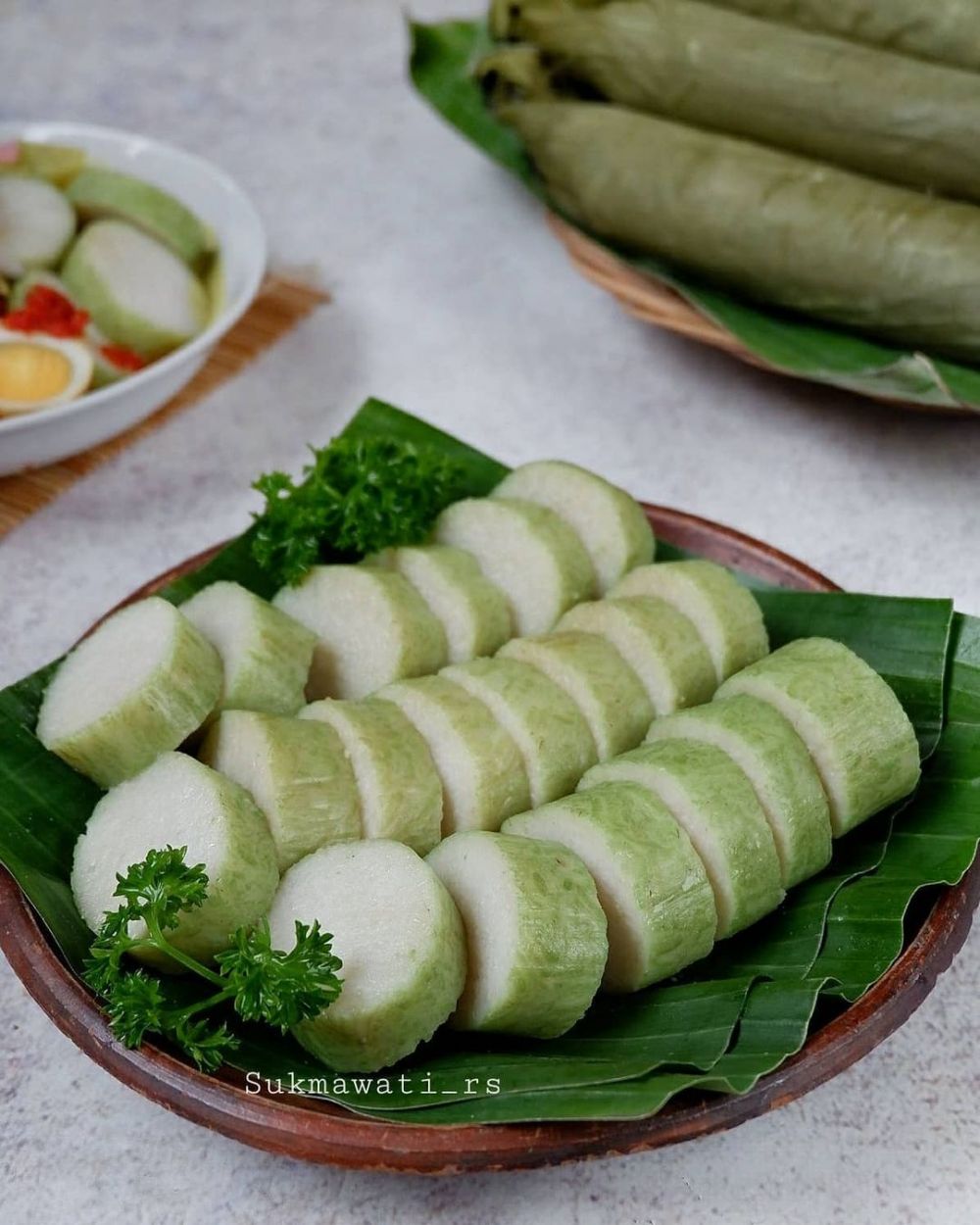 Serupa tapi tak sama, ini beda ketupat, lontong, dan buras