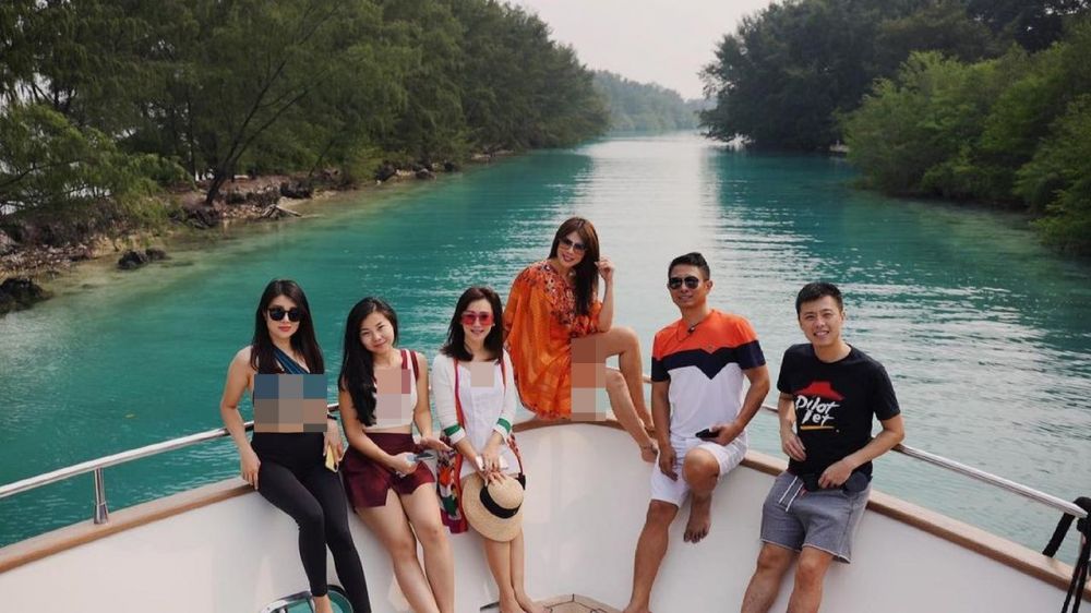 8 Potret Vincent Raditya ketika tak bertugas jadi pilot, manglingi