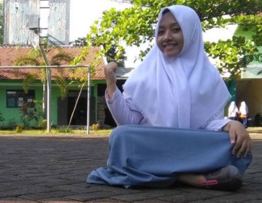 Potret lawas 5 pedangdut saat SMA, beda banget