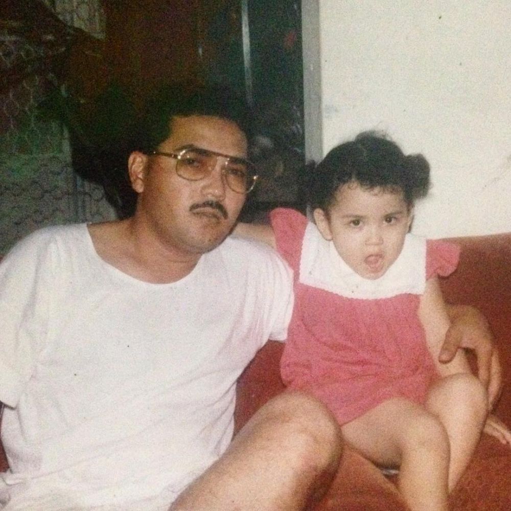 Potret masa kecil 10 pesinetron cantik dan ayah, Amanda Manopo gemesin