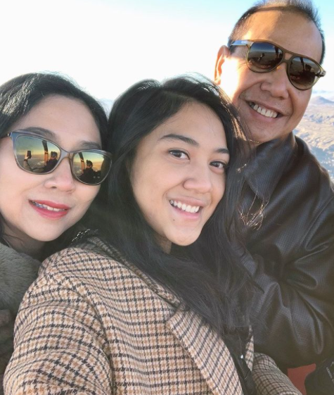 Putri Tanjung blak-blakan isi ATM, 'hanya' miliaran rupiah