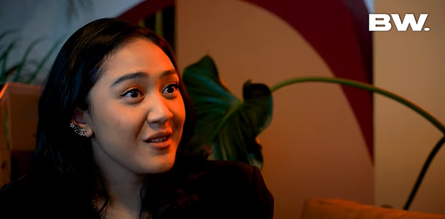 Putri Tanjung blak-blakan isi ATM, 'hanya' miliaran rupiah