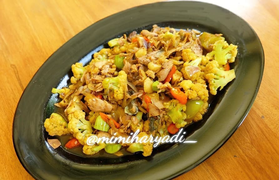 15 Resep buka puasa olahan tumis ikan pedas, enak dan menggugah selera